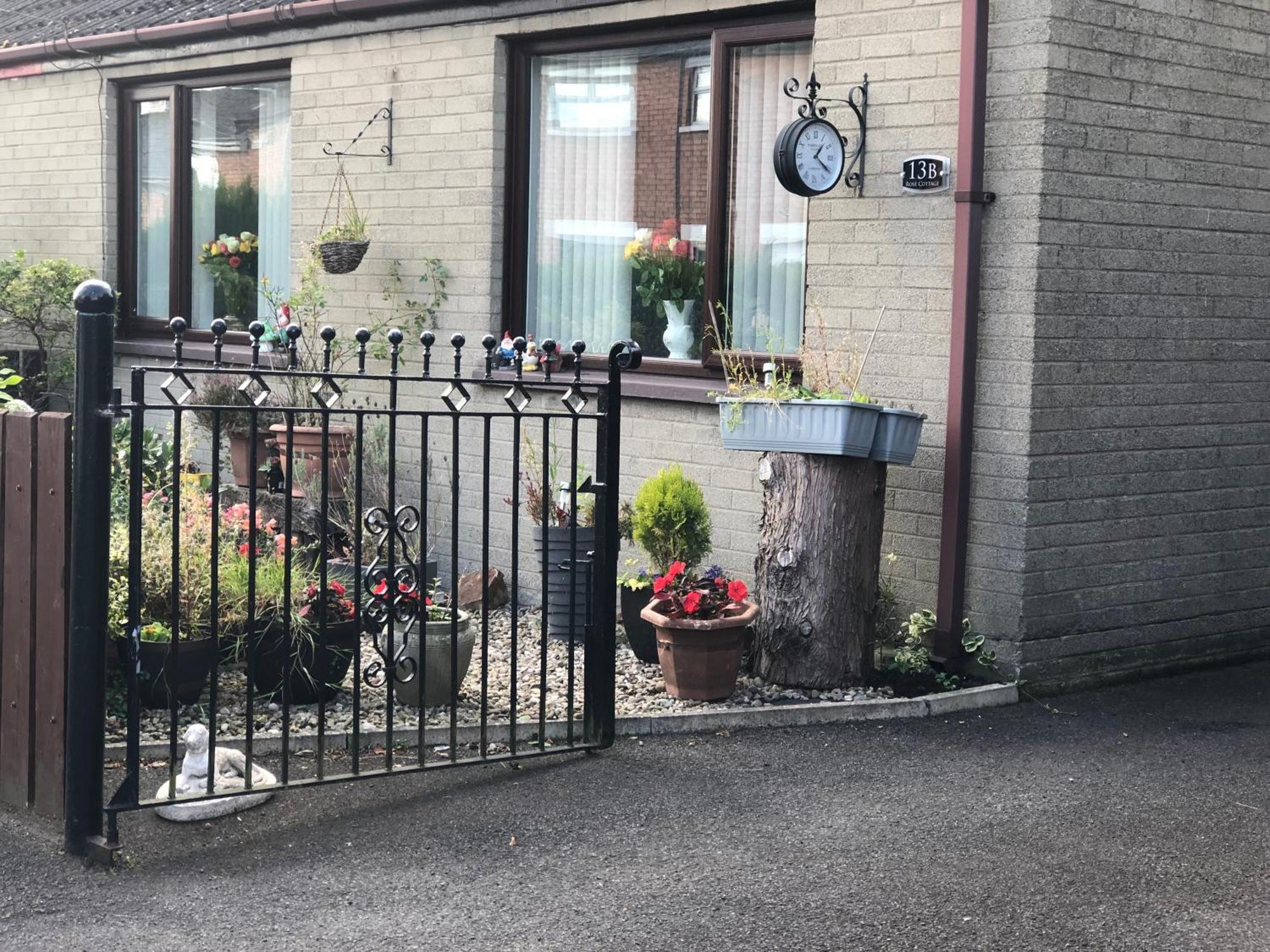 Ponderosea Cottage Free Gated Parking M1 & City Location, Wood Stove Lisburn Kültér fotó